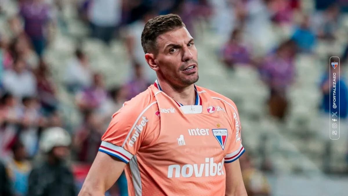 Dorival aprova, e Corinthians abre conversas por João Ricardo até 2026