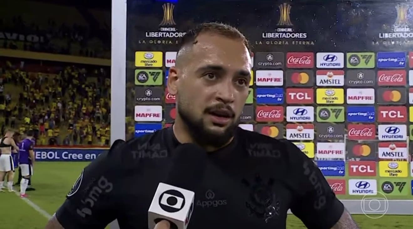 Maycon faz forte desabafo após derrota do Corinthians para o Barcelona-EQU