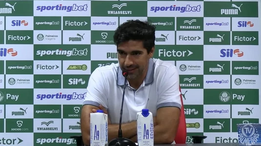 Abel Ferreira solta o verbo e exalta vitória do Palmeiras diante do Sport