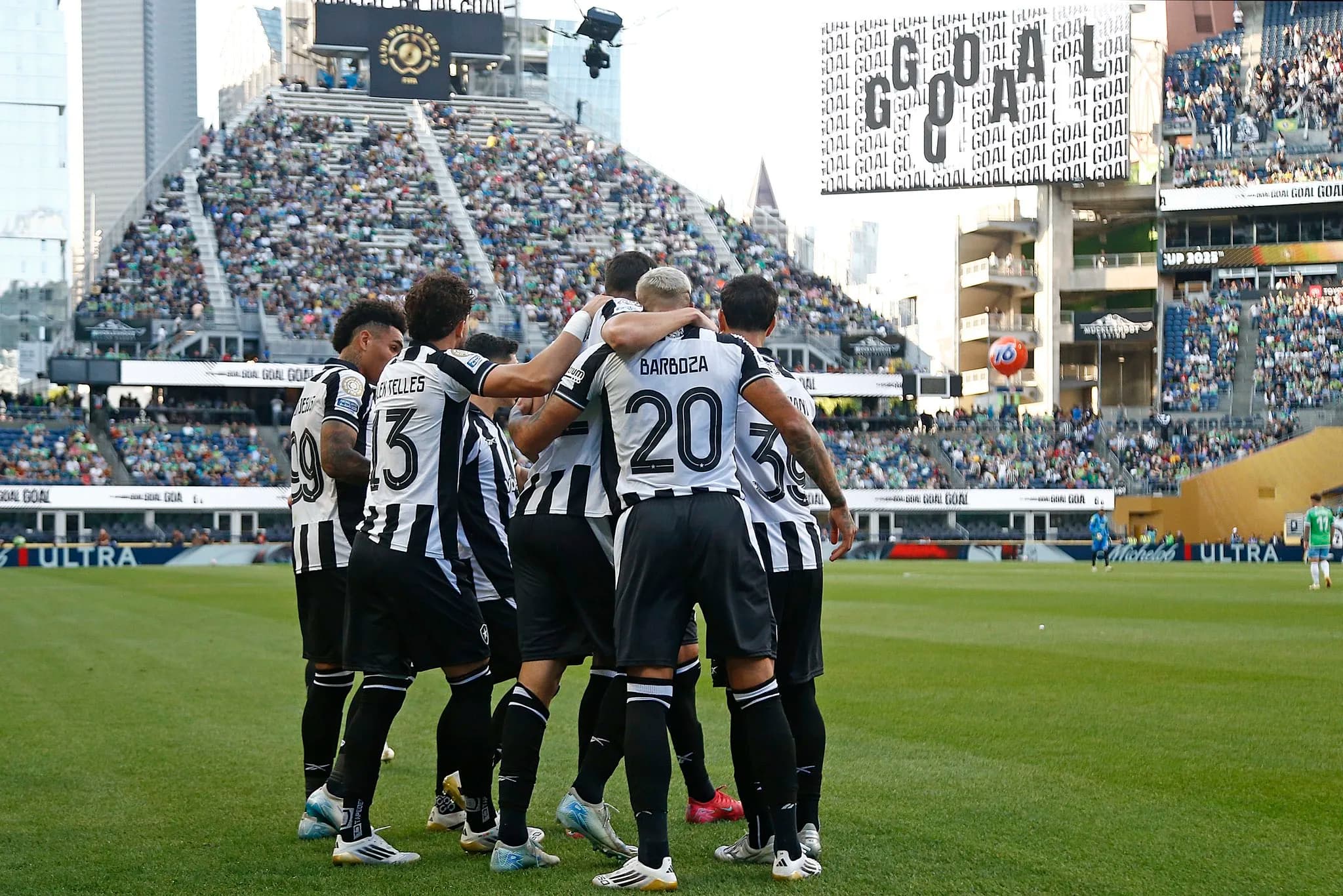 Botafogo vence na estreia do Mundial e já tem data para encarar o PSG