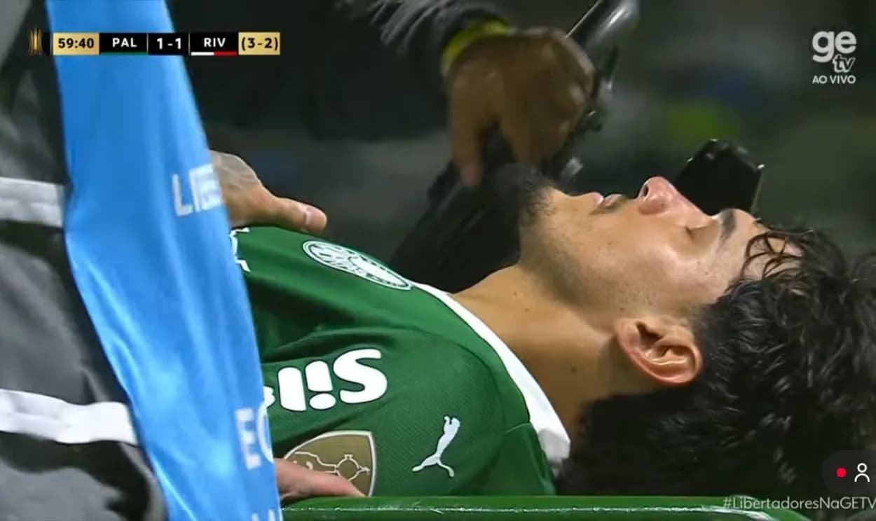 Susto no Allianz: Gustavo Gómez vai ao hospital durante vitória do Palmeiras