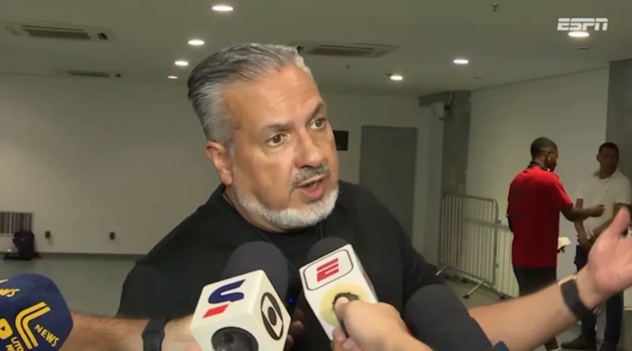 José Boto questiona arbitragem e insinua favorecimento ao Palmeiras: “Isso não me cheira bem”