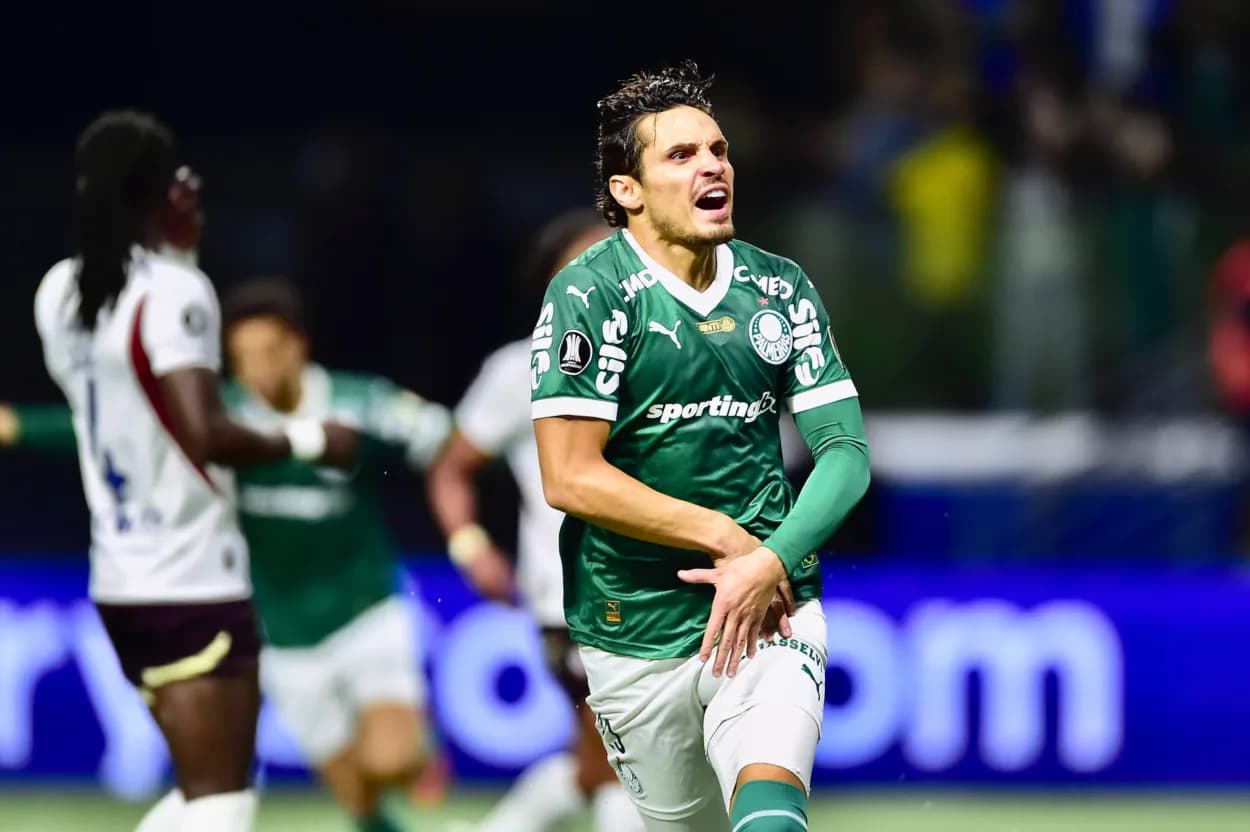 Grêmio mira Raphael Veiga para ser o grande camisa 10 de 2026