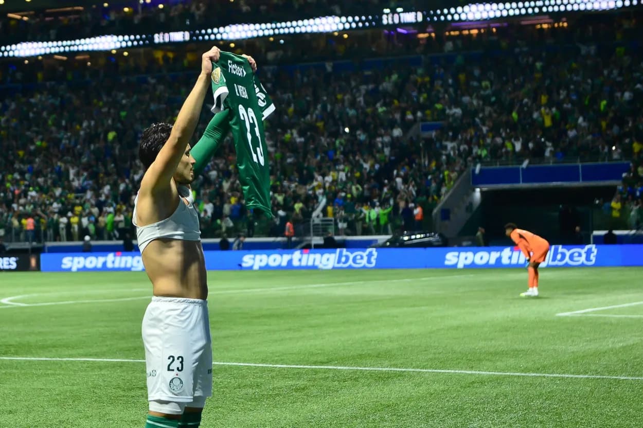 Grêmio eleva oferta, mas Palmeiras mantém posição firme por Raphael Veiga