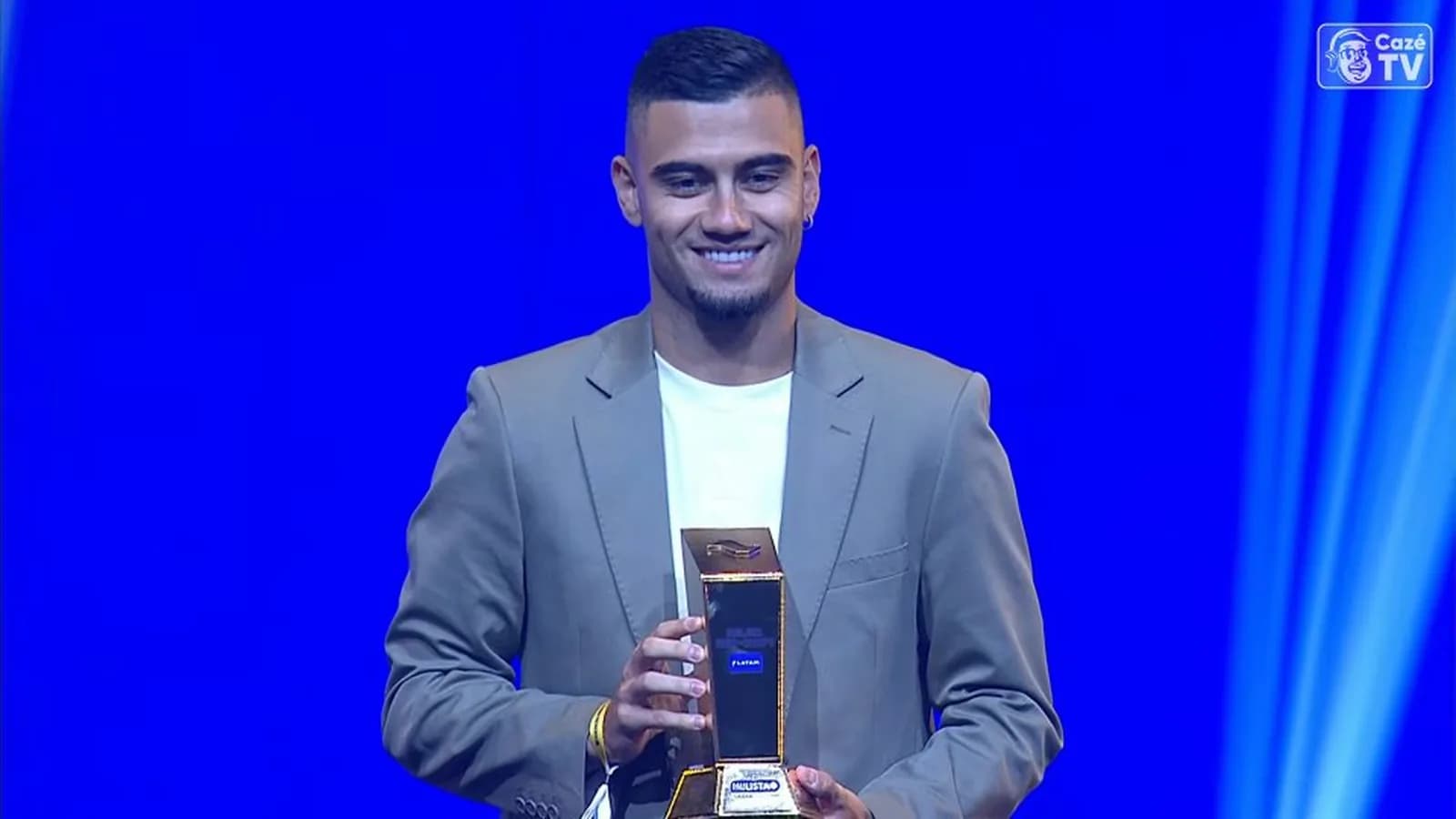 Palmeiras: Andreas Pereira celebra prêmio de melhor meio-campista do Paulistão