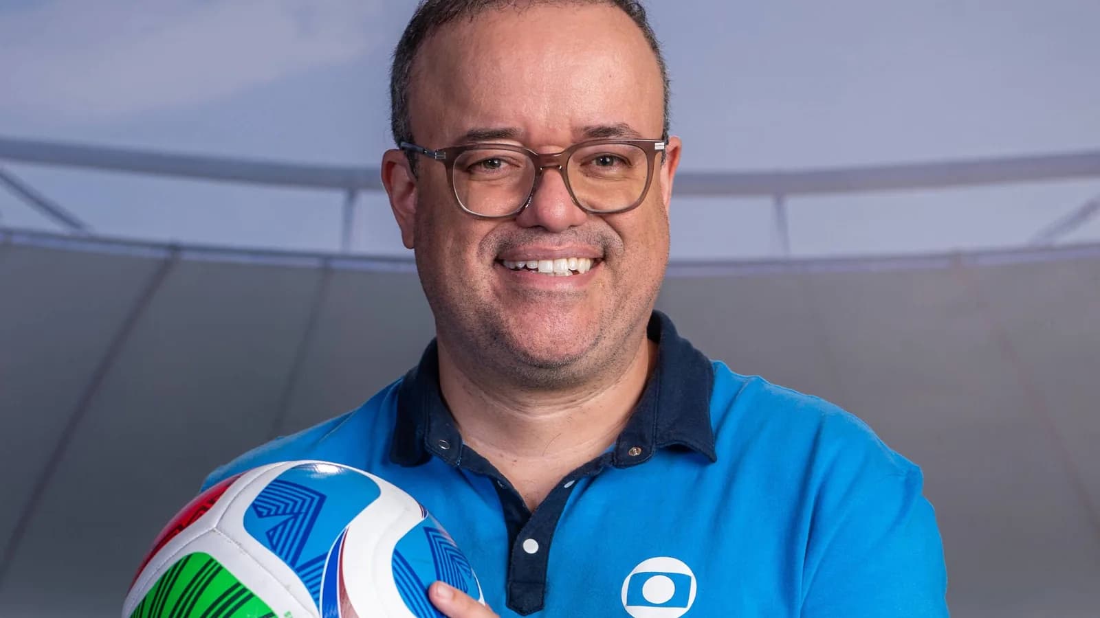 Globo muda programação e amplia pré-jogo de Brasil x Escócia após crescimento do SBT