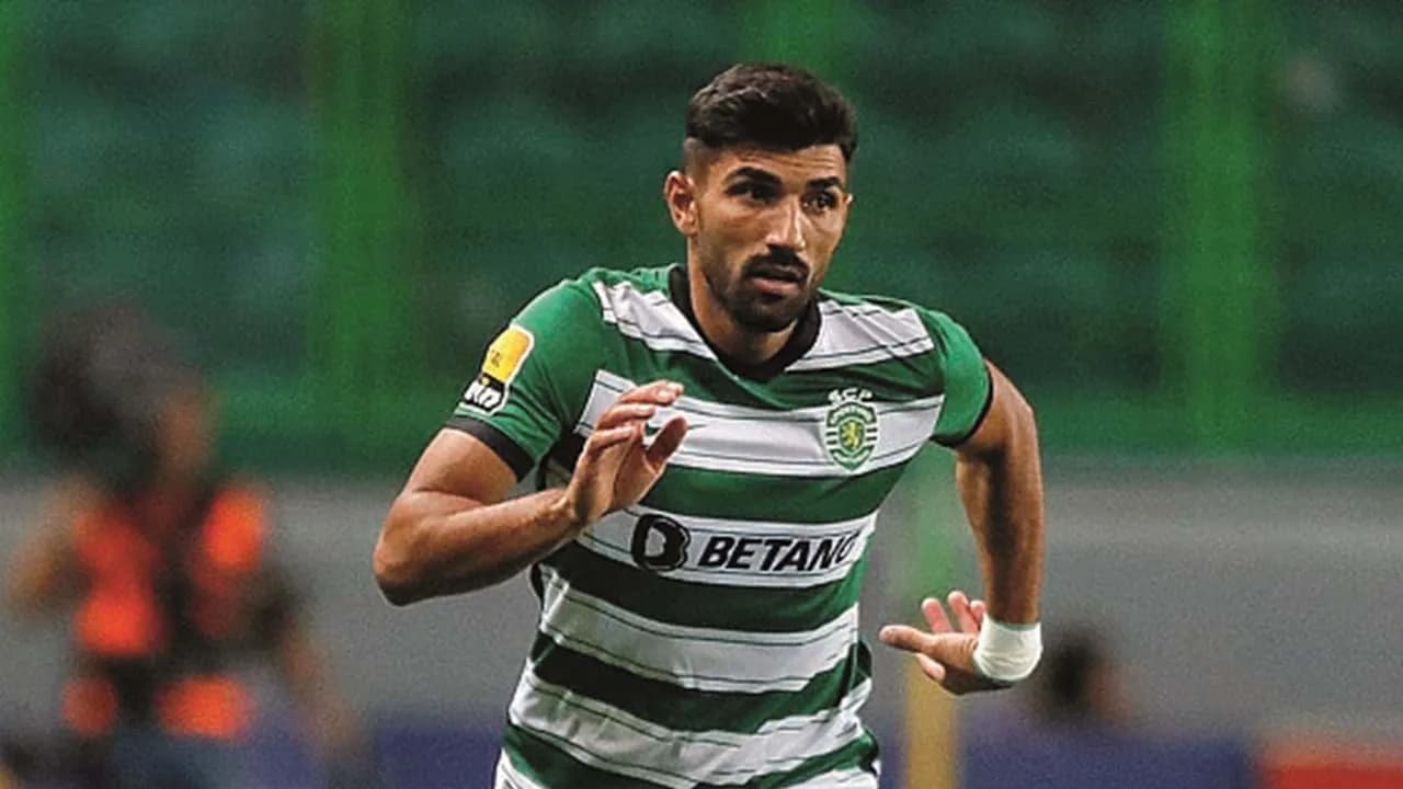 Ricardo Esgaio está próximo de ser anunciado pelo Corinthians, diz jornal