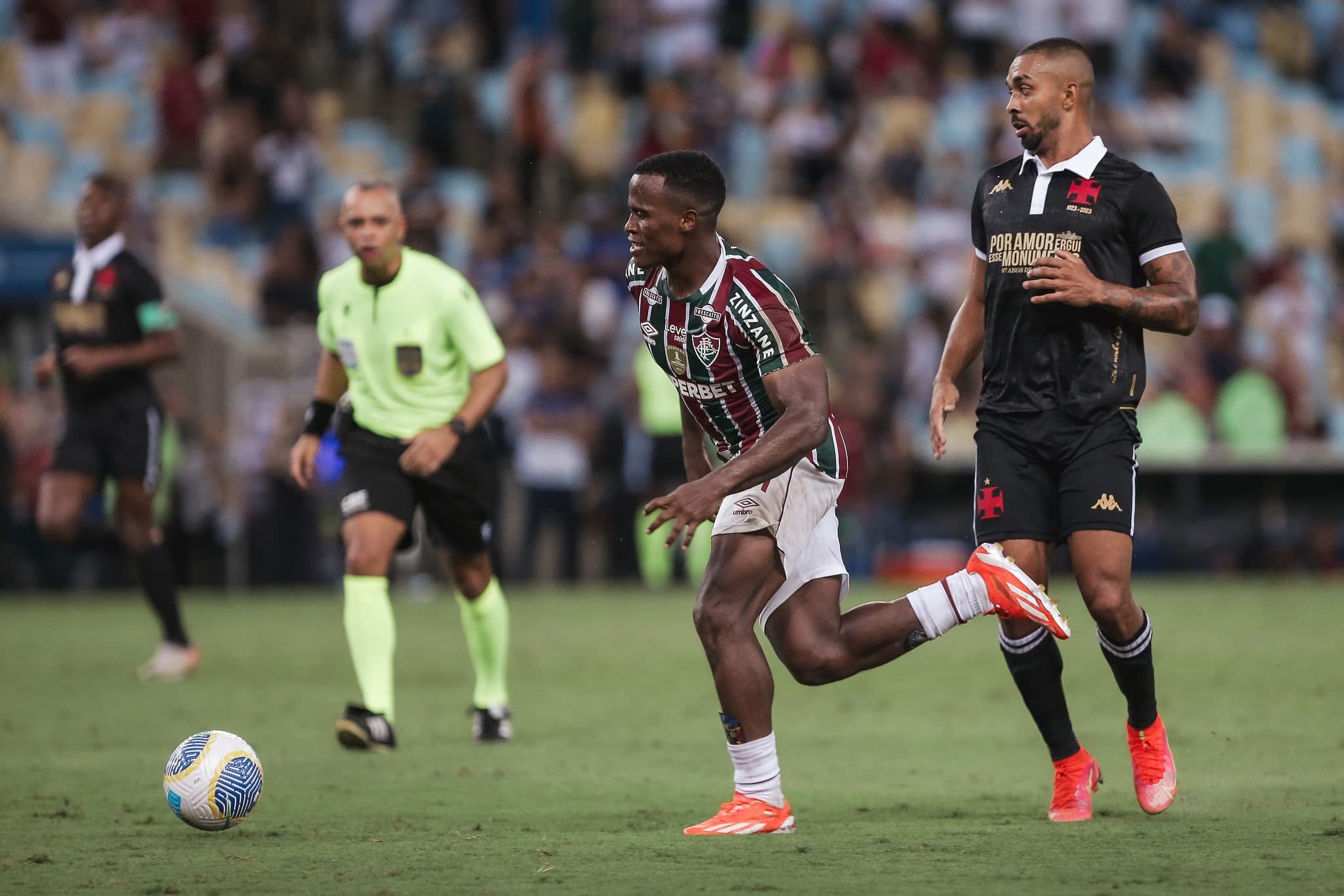 Vasco x Fluminense: saiba como assistir ao clássico ao vivo na TV
