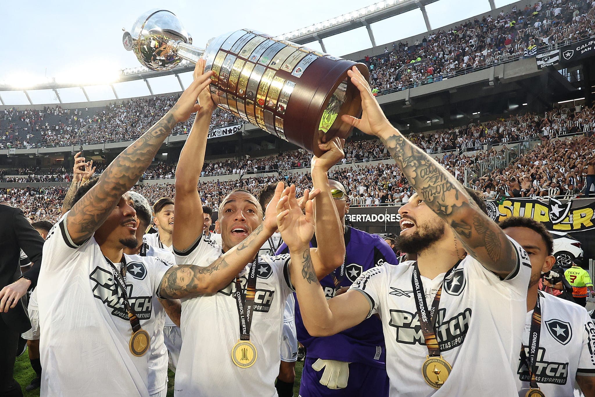 Universidad de Chile x Botafogo: como assistir, escalações e horário