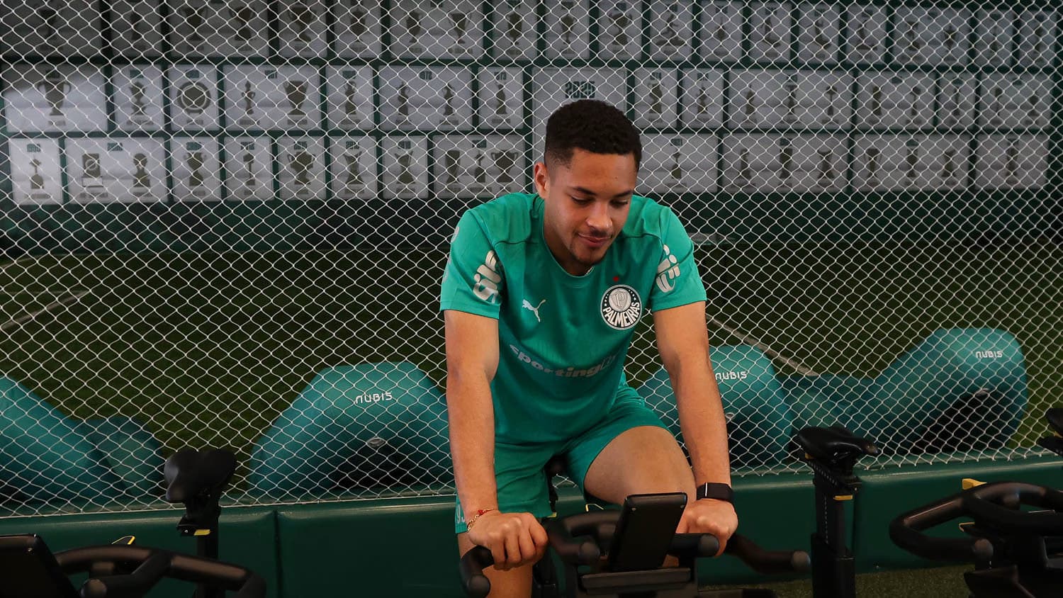 Vitor Roque e +2! Palmeiras tem reforços de peso para clássico com São Paulo