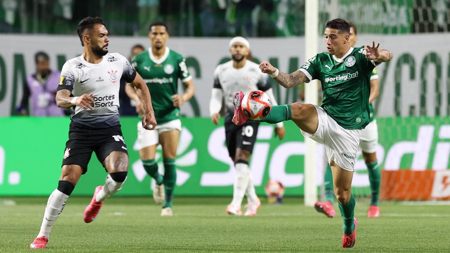 Corinthians x Palmeiras: como assistir, escalações e horário