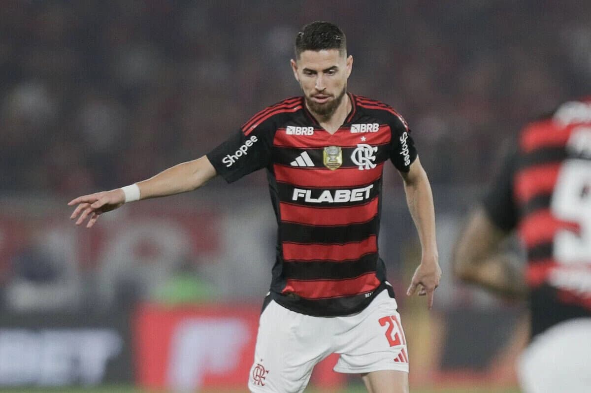 Jorginho aponta erros de decisão após empate do Flamengo contra o Cruzeiro no Maracanã