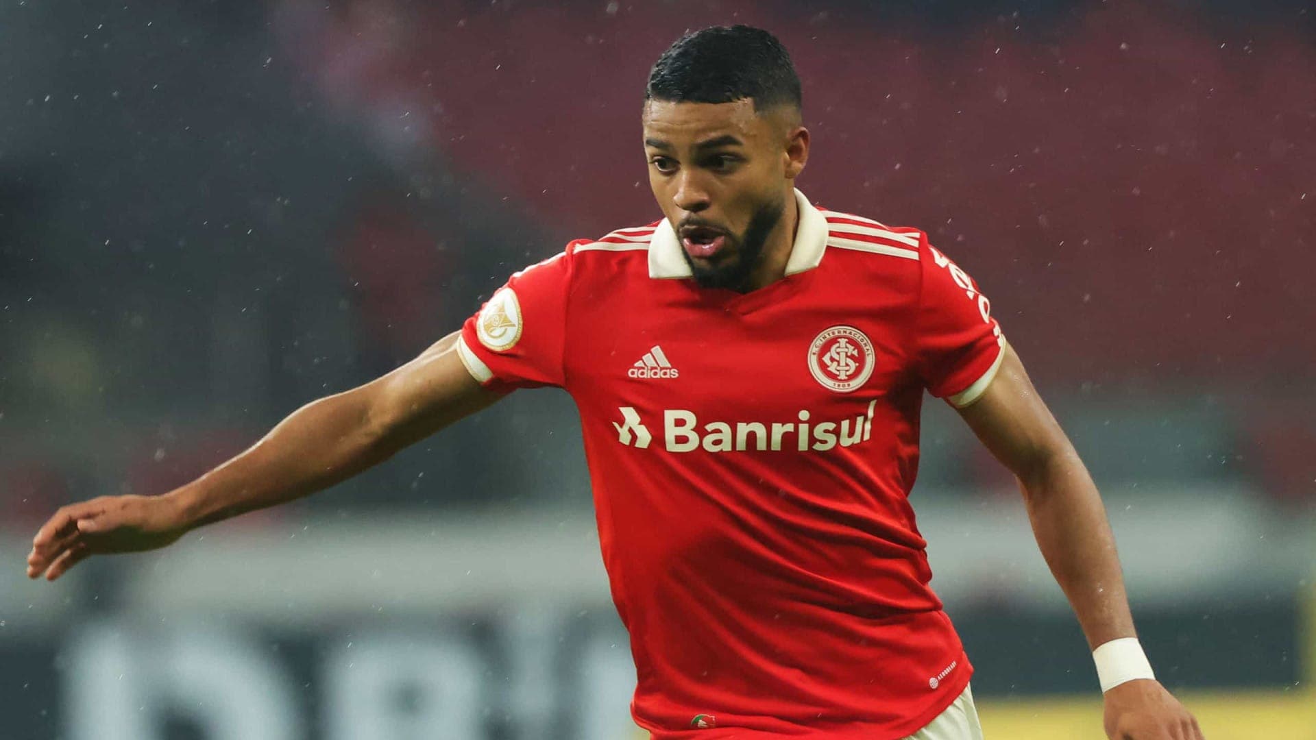 Palmeiras vê negócio por Wanderson travar após ouvir pedida do Inter