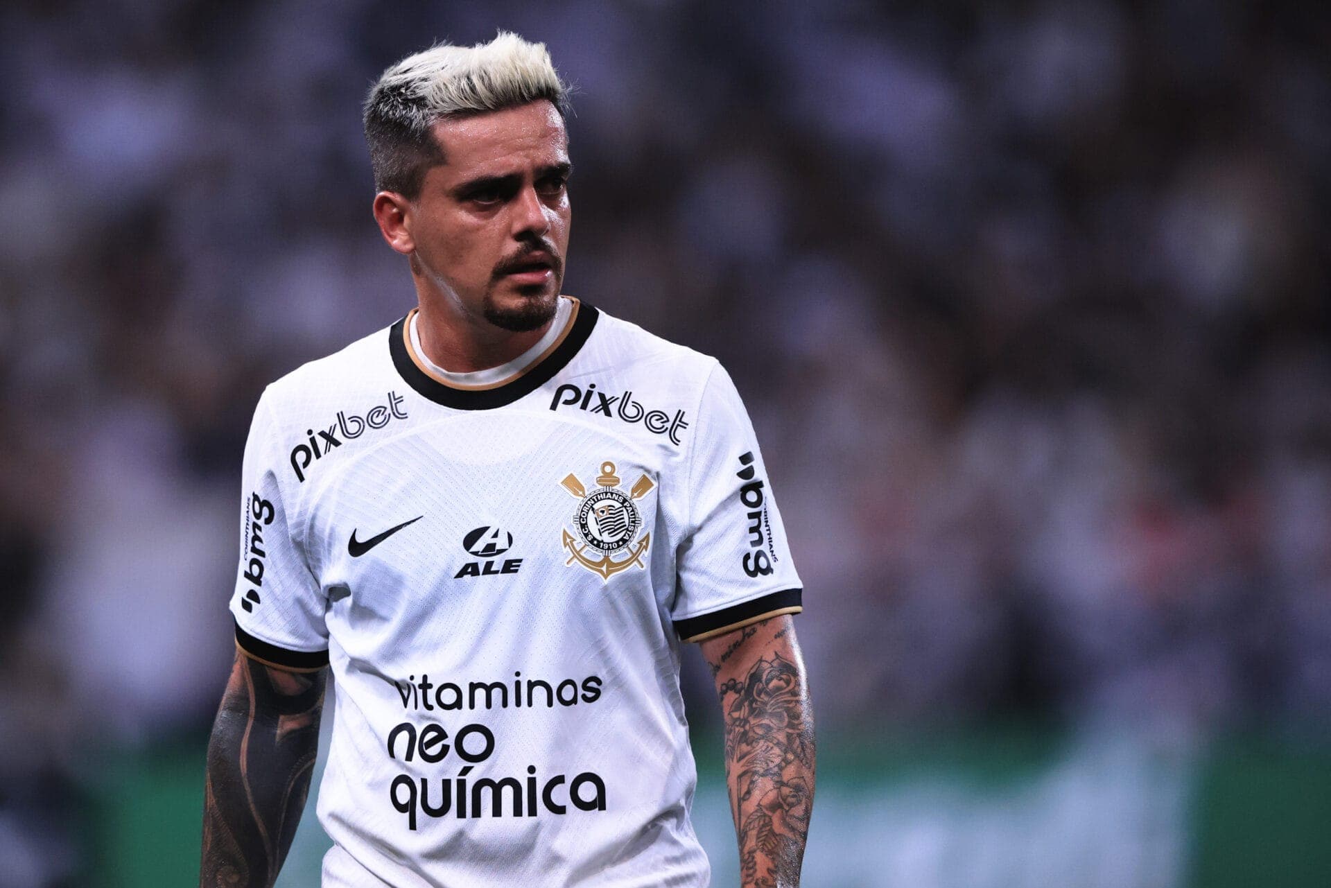 Corinthians pode lucrar financeiramente com desempenho de Fagner no Cruzeiro, revela dirigente