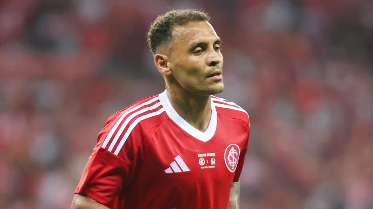 Inter recebe proposta de R$ 30 milhões para vender Alan Patrick e Barcellos toma decisão