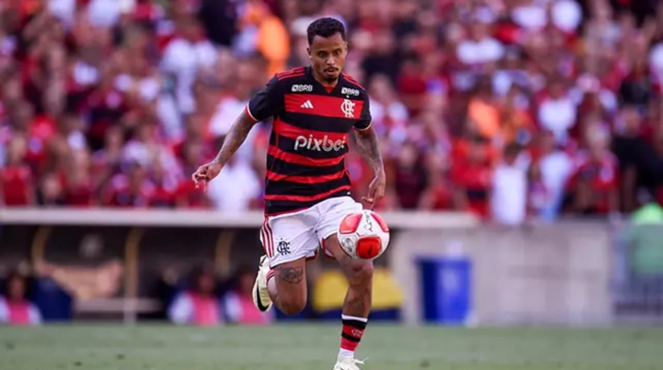 Flamengo responde após investida do Pumas pelo Allan