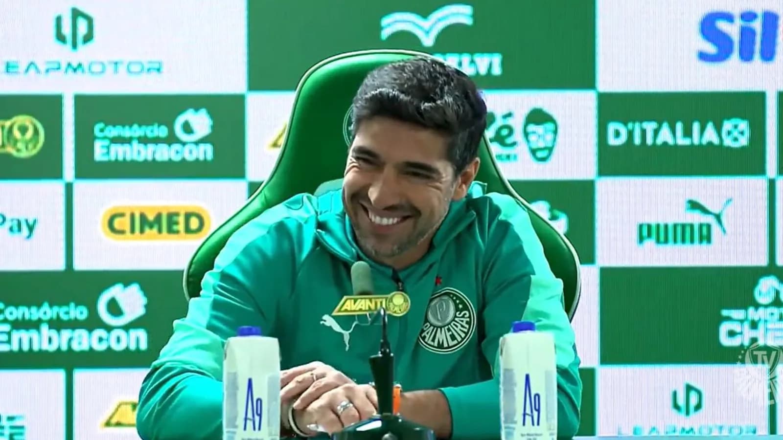 Palmeiras: Abel Ferreira faz cobrança antes da sequência decisiva e manda recado à torcida