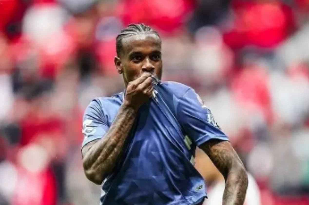 Corinthians já sabe a resposta para fechar com Helinho, do Toluca-MEX