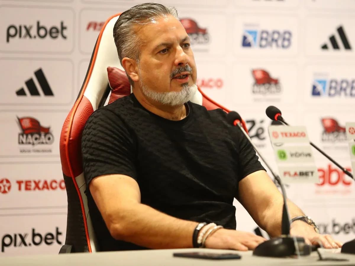 José Boto prepara papelada e lateral dá adeus ao Flamengo