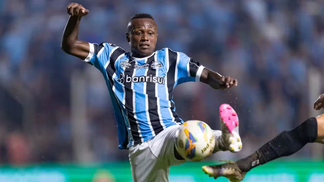 “R$ 97 MILHÕES”; Botafogo não para em Nathan Fernandes e contrata meia da MLS