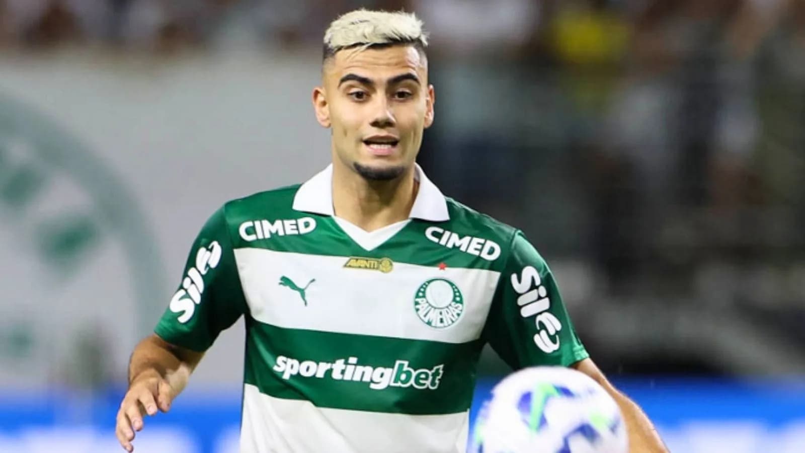 Andreas Pereira recusa milhões e define futuro no Palmeiras