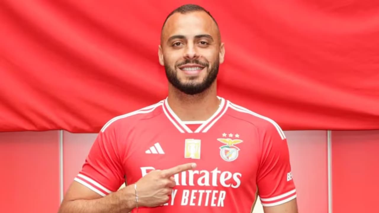 Corinthians define estratégia de mercado para contratar Arthur Cabral, do Benfica