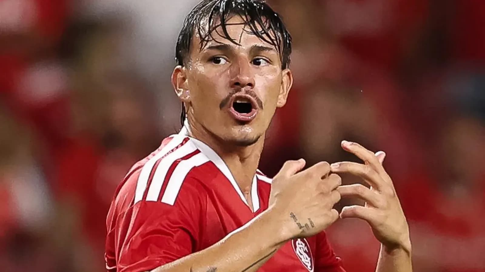 Inter faz único pedido para vender Bernabei ao Palmeiras