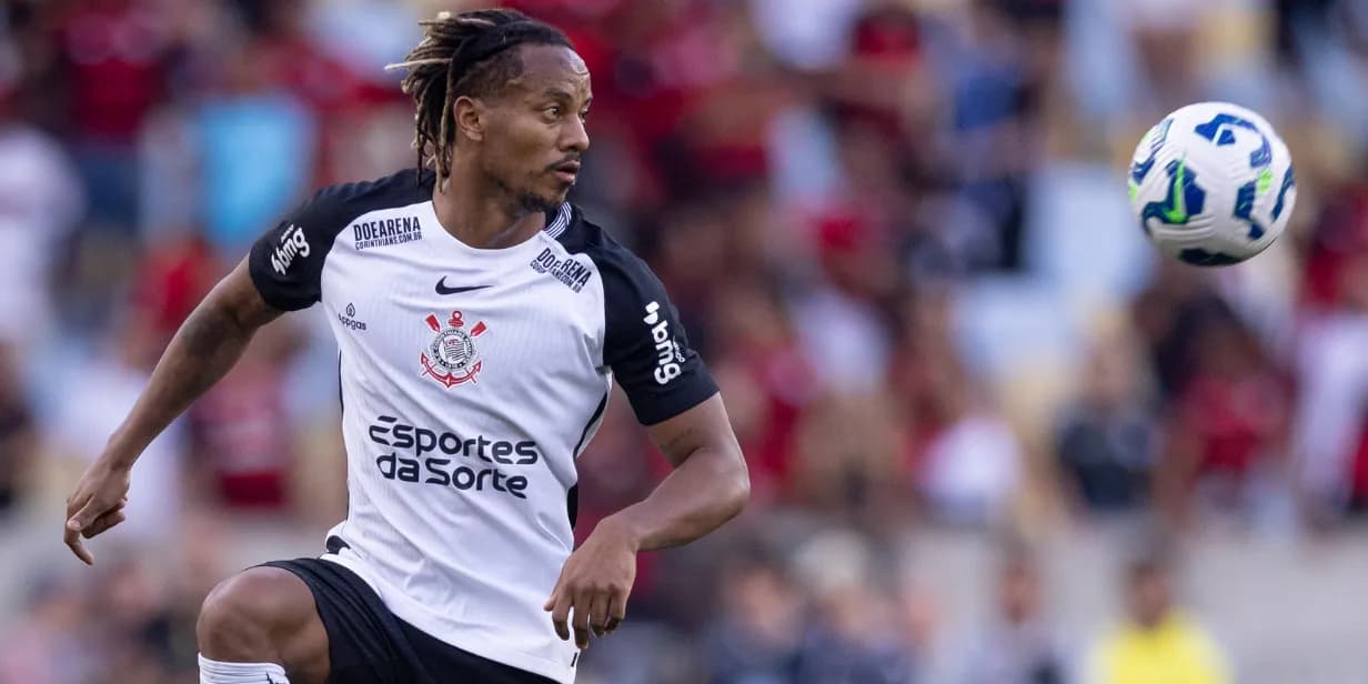 Carrillo vai ao microfone após empate do Corinthians contra o Atlético-MG