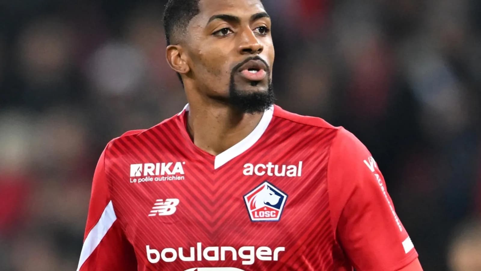 Palmeiras sonha alto e observa defensor do Lille