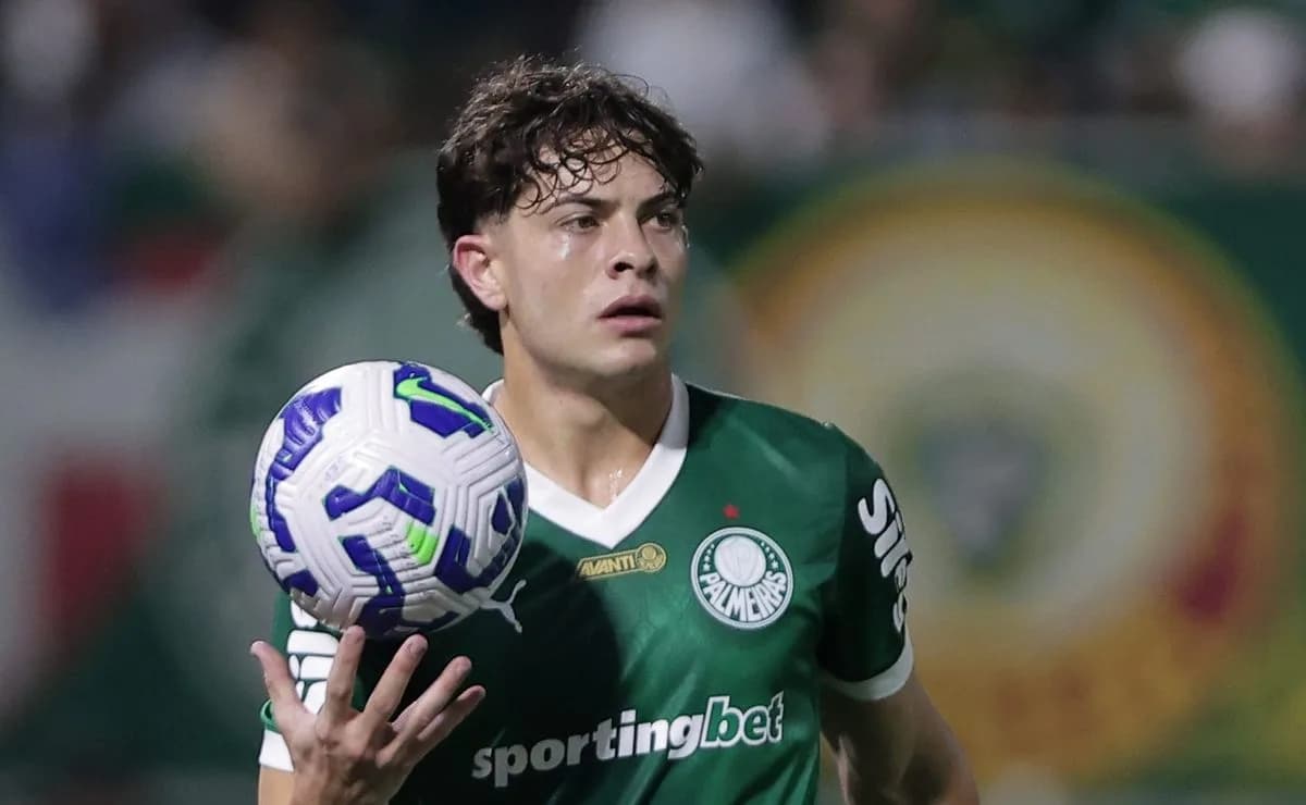 Palmeiras decide após investida de €15 milhões para vender Giay