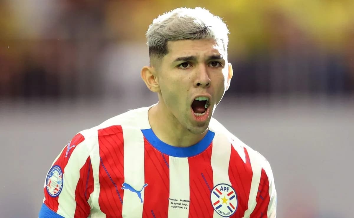 Palmeiras está por detalhes de anunciar Júlio Enciso