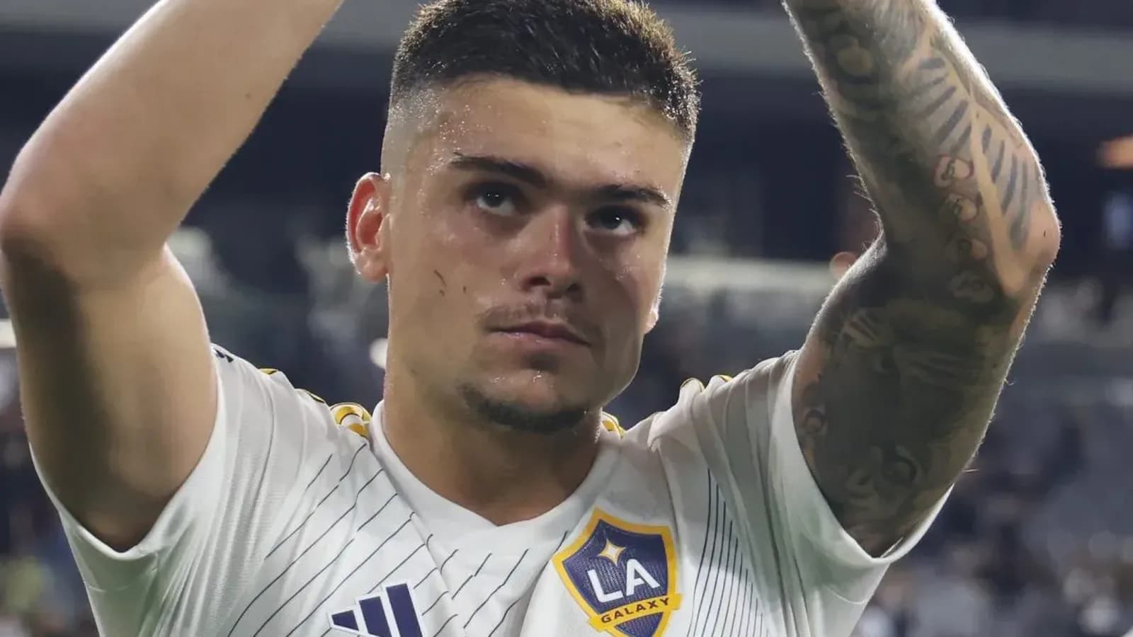 Cruzeiro acerta Gabriel Pec e Vasco garante bolada milionária