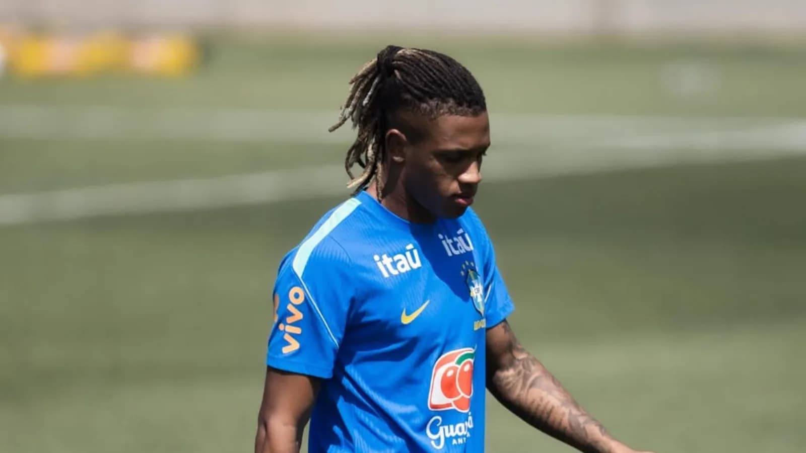 Danilo crava que não quer mais jogar no Botafogo, diz site