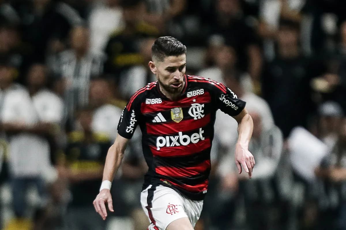 Flamengo sofre baixas, mas volta a sonhar alto com retorno de Jorginho contra Estudiantes