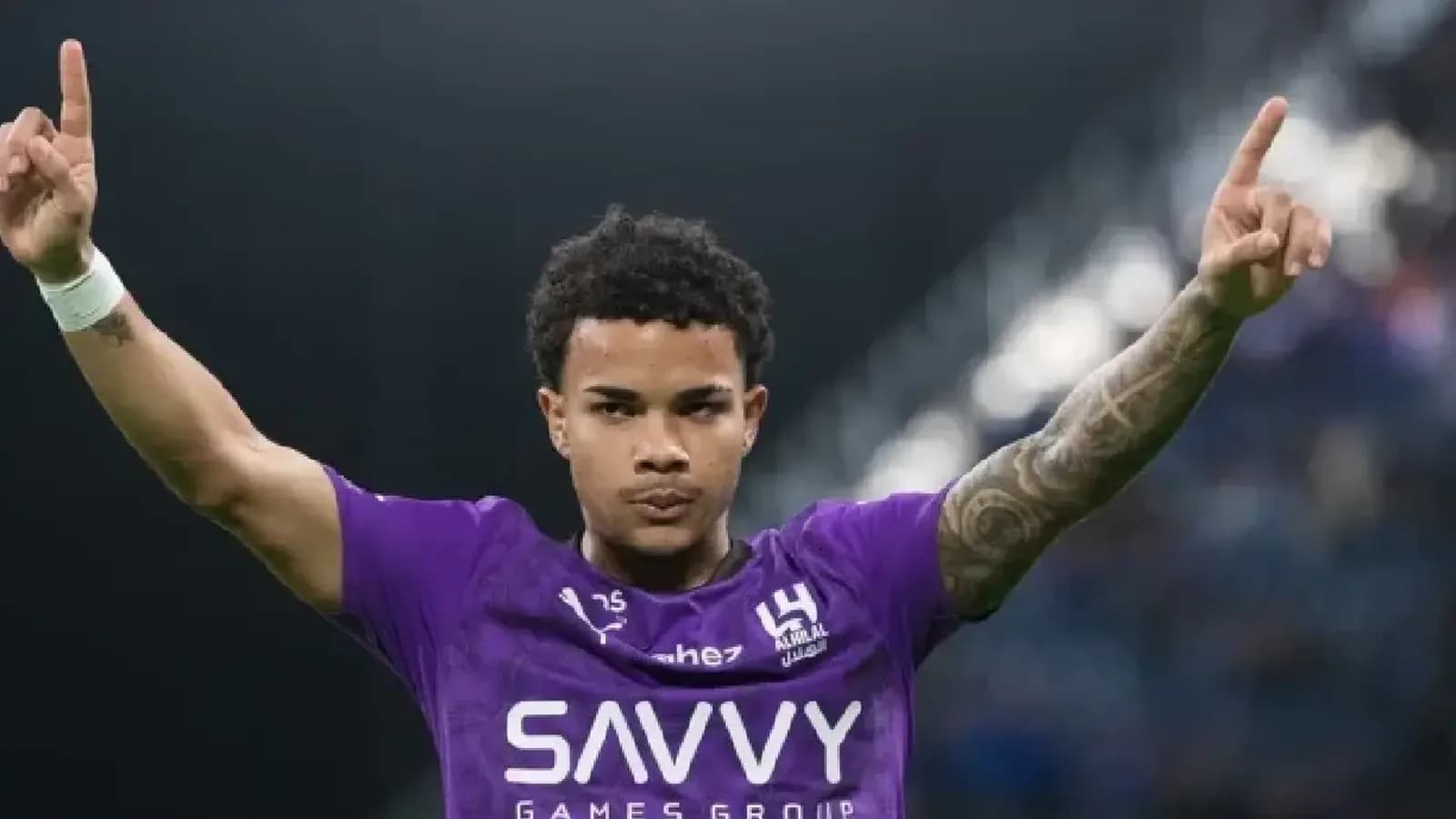 Kaio César chega ao Brasil e fica perto de ser anunciado pelo Corinthians