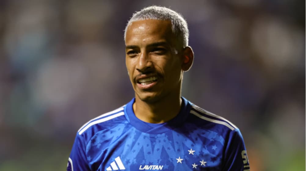 Cruzeiro e Flamengo discutem troca entre Matheus Pereira e Luiz Araújo e martelo é batido