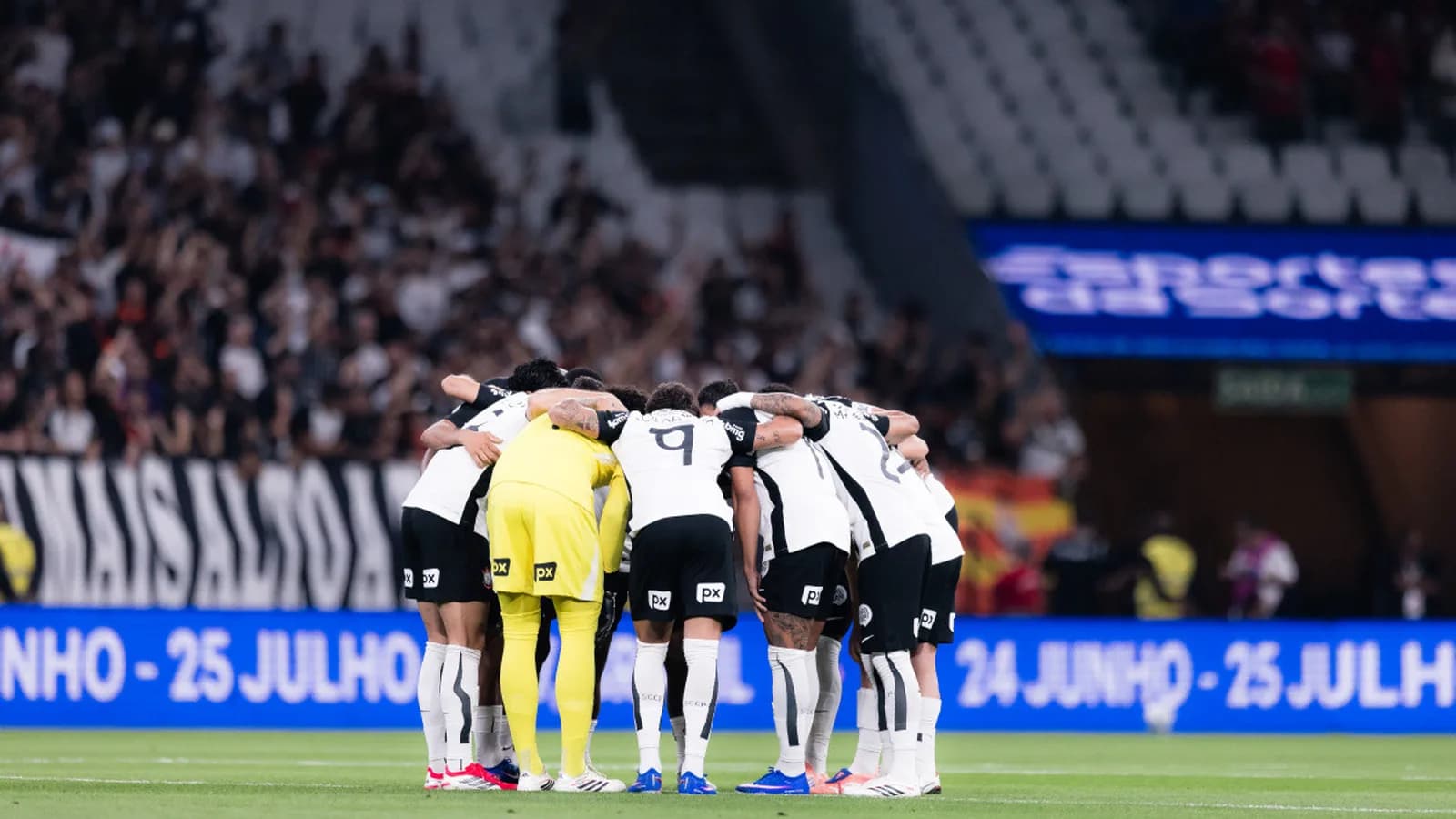 Corinthians encaminha venda de titular ao River Plate
