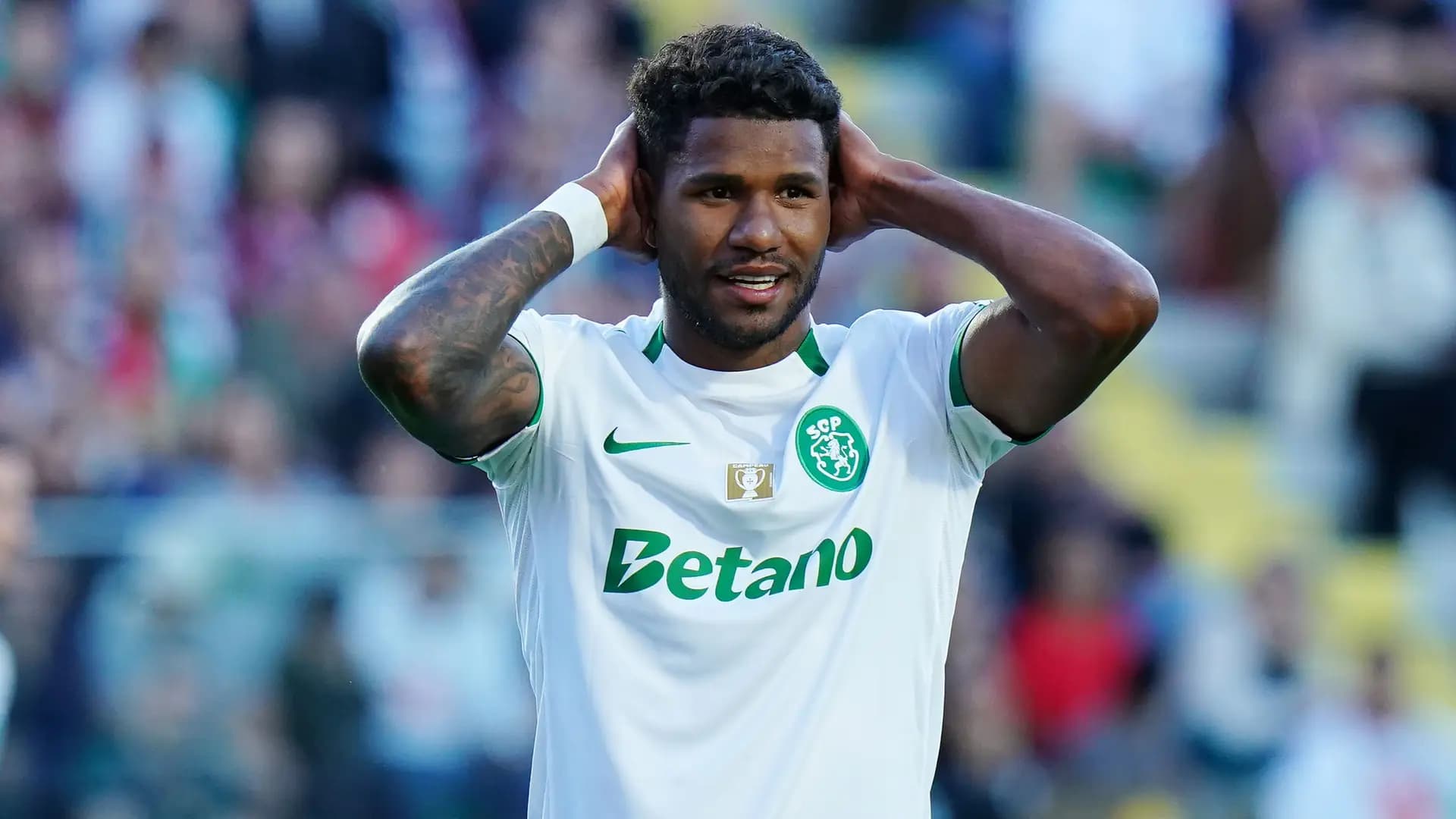 Sporting crava sua decisão após oferta do Palmeiras por Matheus Reis