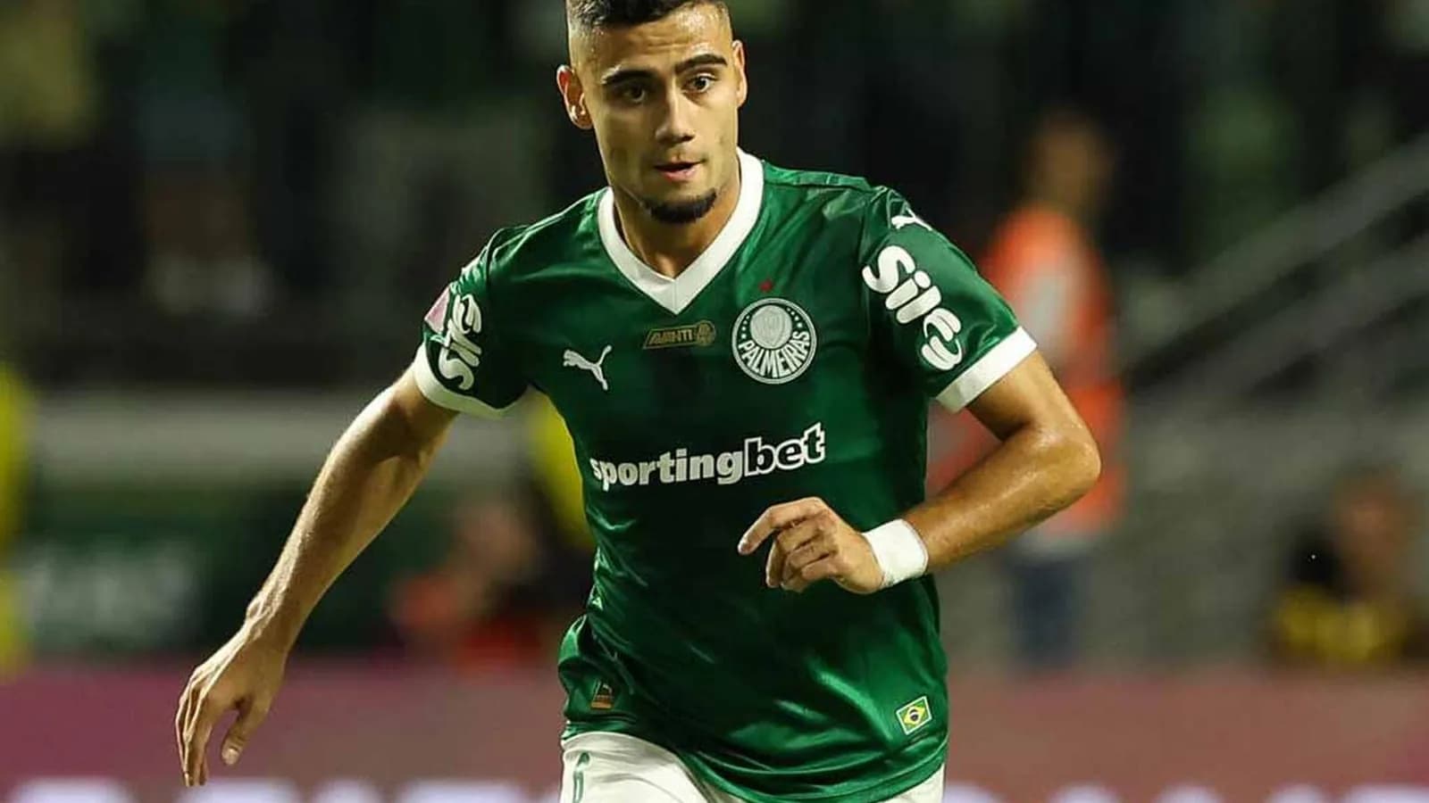 Andreas Pereira comenta polêmica com Paulinho após Flamengo x Palmeiras