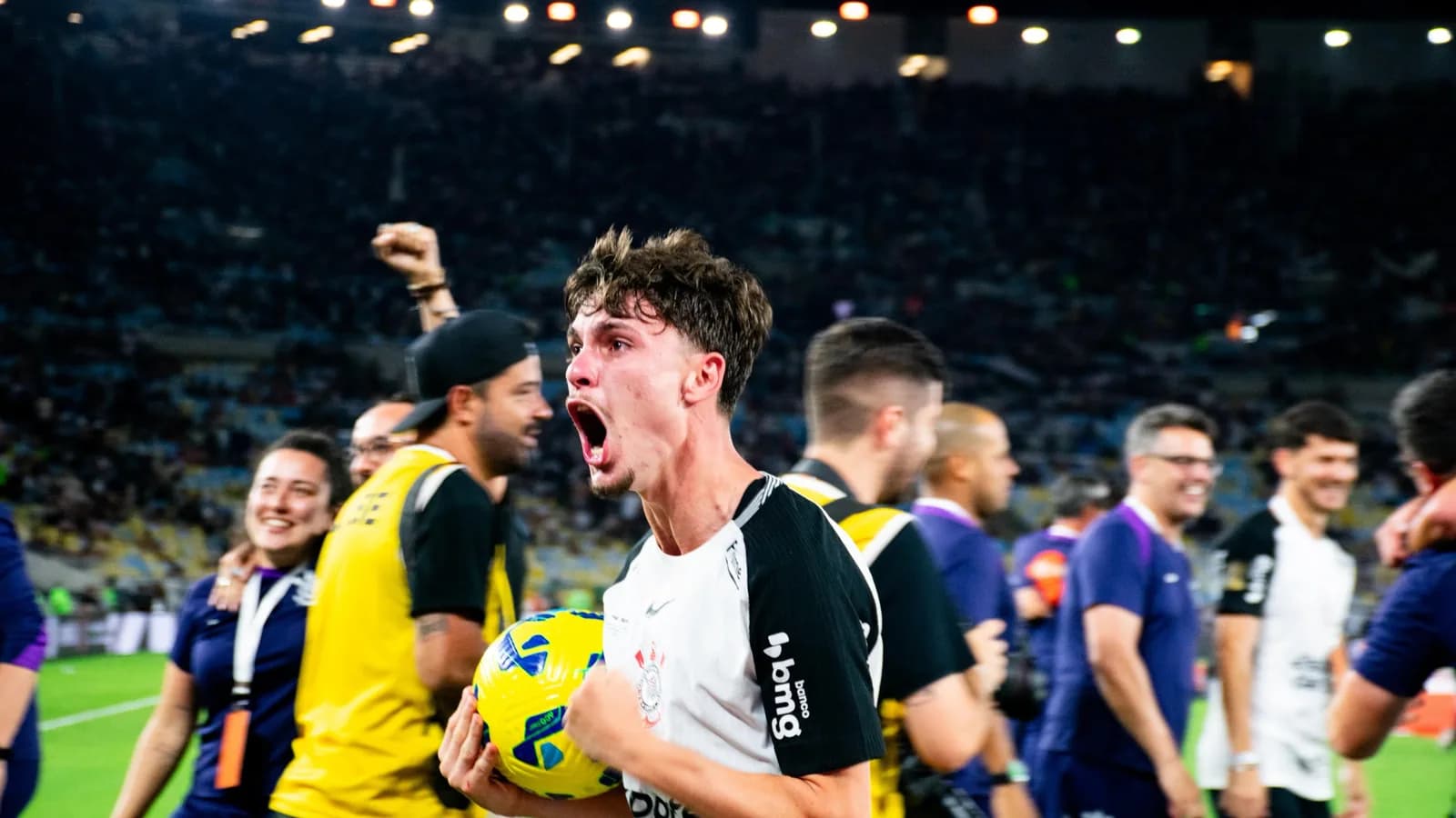 Corinthians recebe aviso do Arsenal por Breno Bidon e bastidor vem à tona