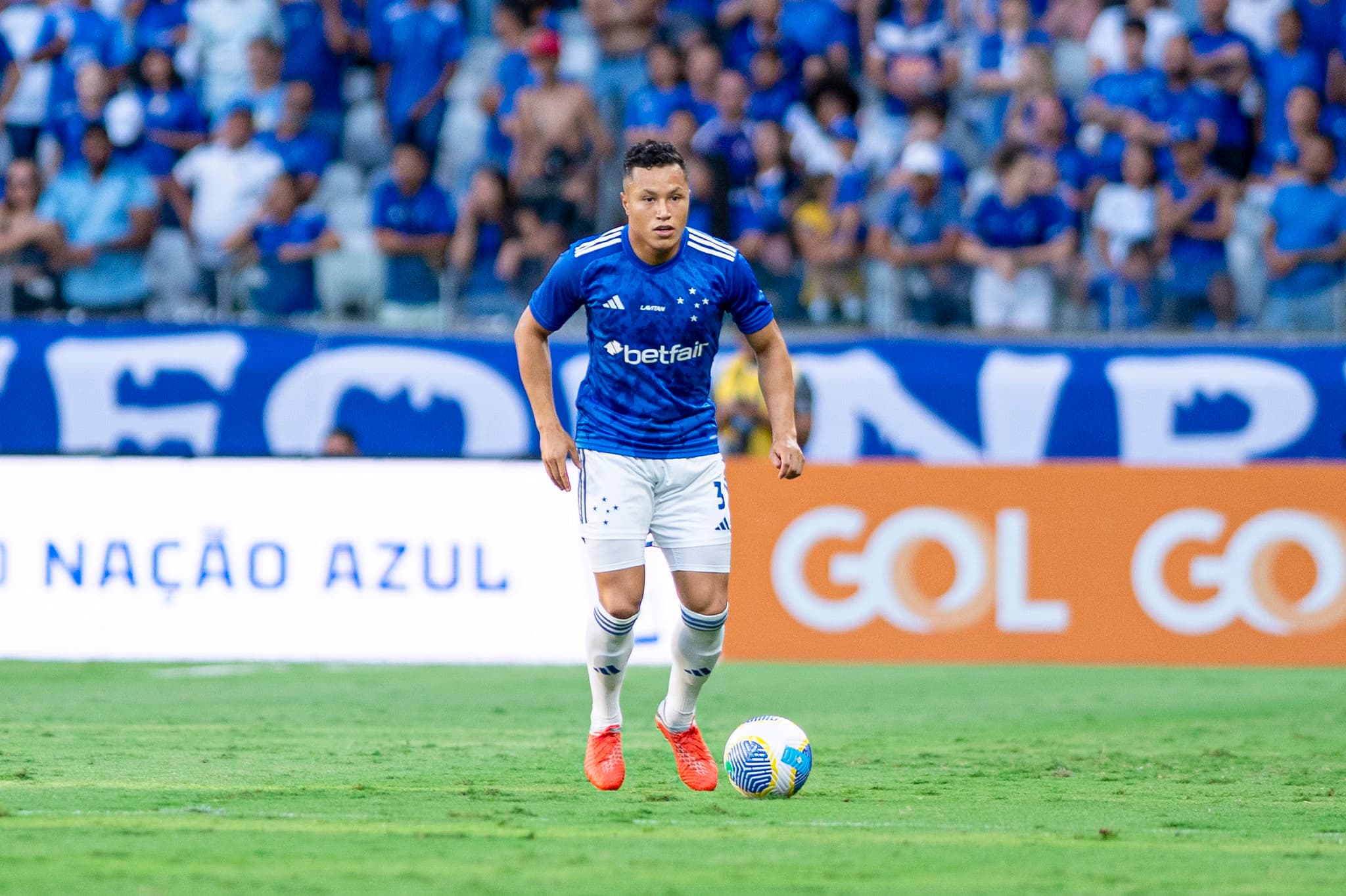 Cruzeiro dá resposta final após oferta do Grêmio por Marlon e detalhes são revelados por dirigente