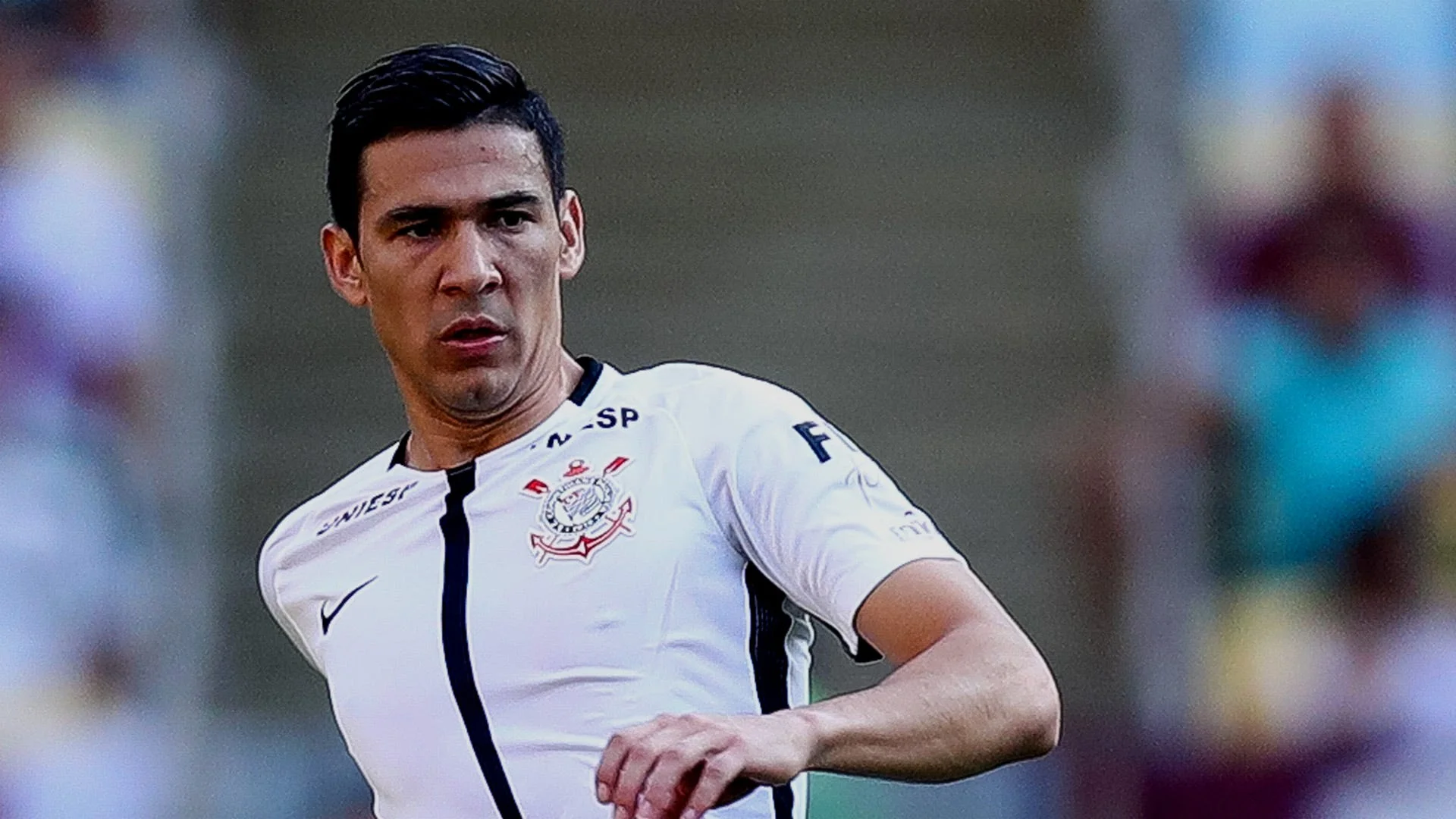 “€ 8 milhões…”; Corinthians age no mercado e define alvo de peso para substituir Balbuena; veja negociação balbuena