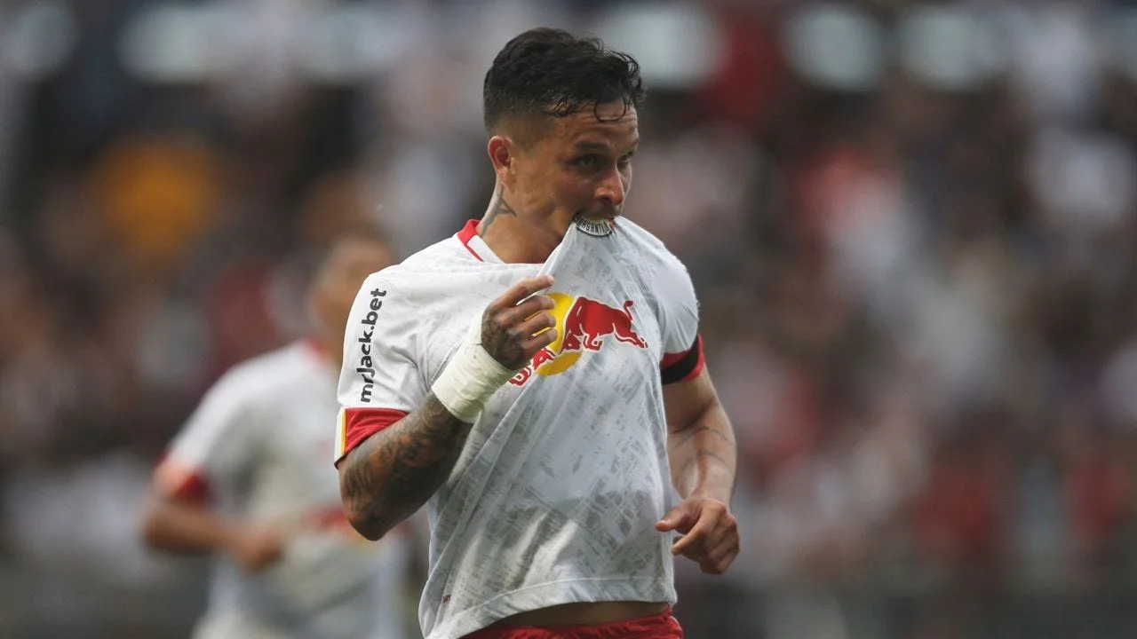 "€ 8 milhões..."; Palmeiras liga o modo turbo não para em Artur e quer fechar com mais 3 alvos; veja nomes palmeiras