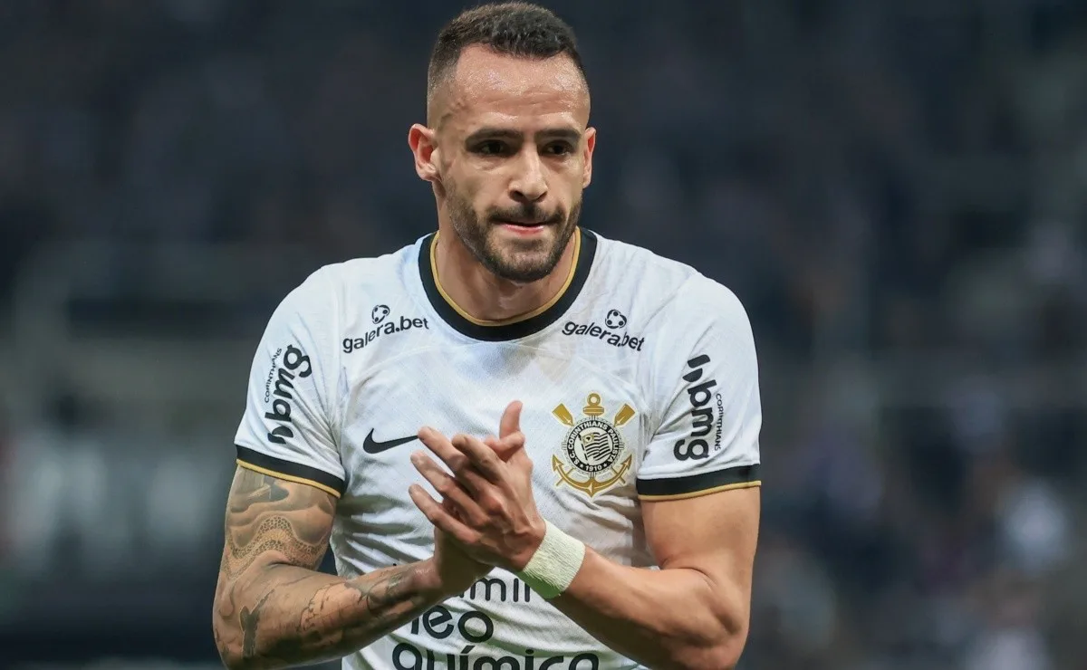 renato augusto