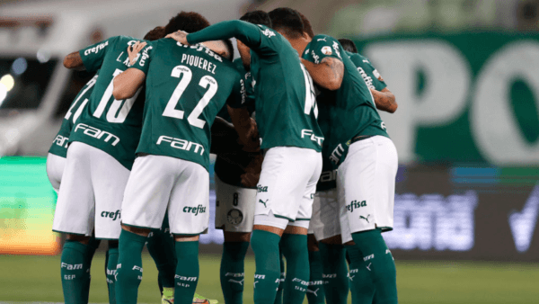 Santos pode fechar com titular do Palmeiras; veja negociação Santos pode fechar com titular do Palmeiras; veja negociação