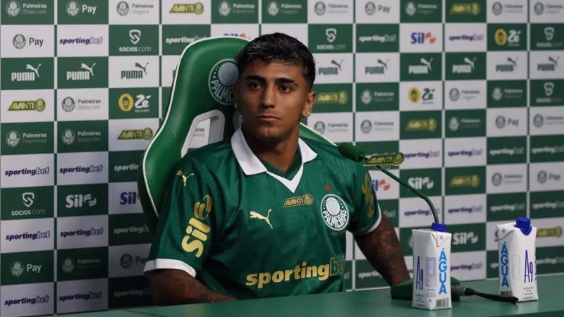 Facundo Torres pede a palavra após vitória do Palmeiras contra o Inter Facundo Torres