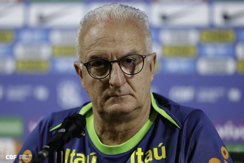 Dorival Júnior comunica sua decisão após procura do São Paulo São Paulo