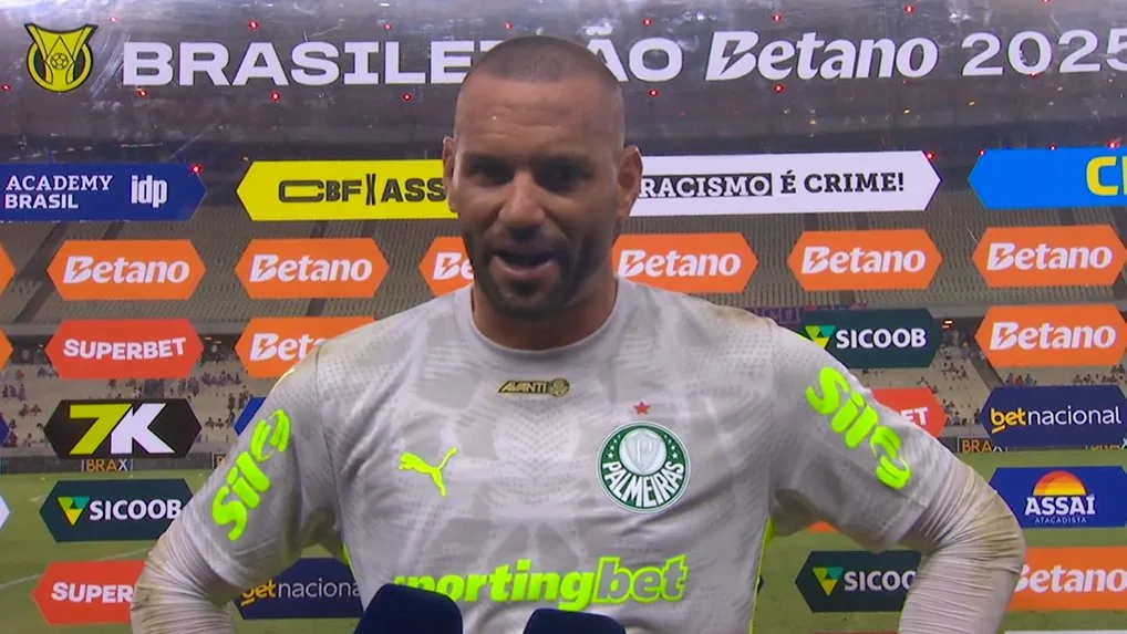 Weverton fala pela 1ª vez após defender pênalti pelo Palmeiras Weverton