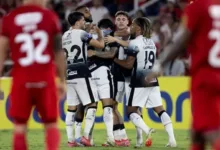 Corinthians comemorando gol