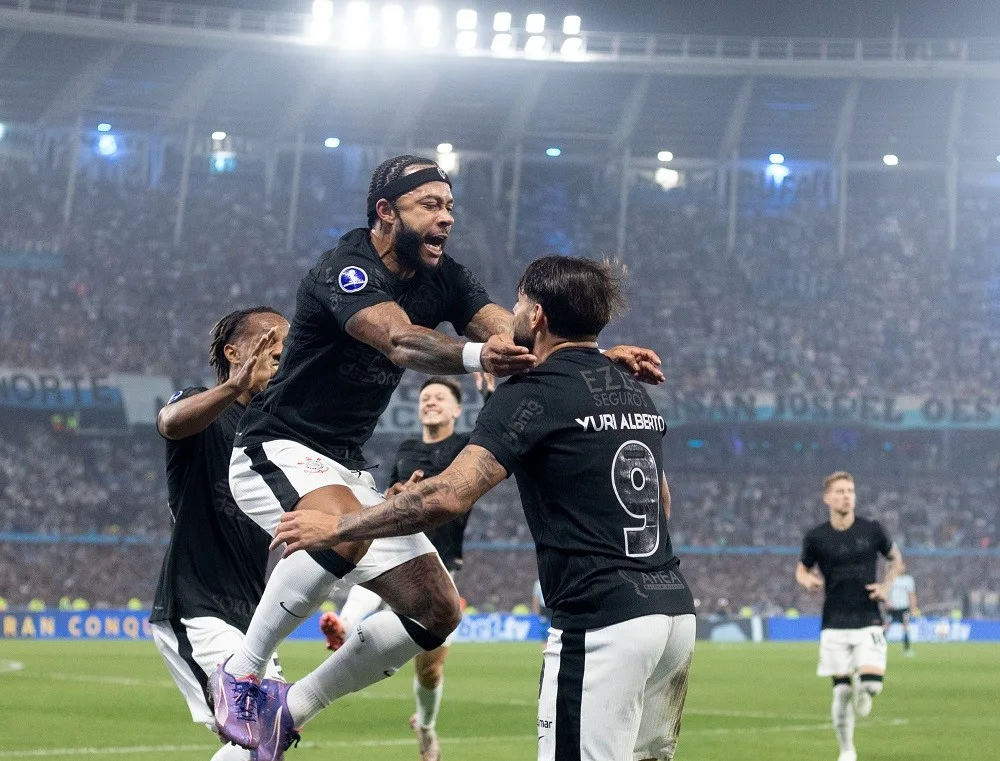 Jogo do Corinthians: saiba as prováveis escalações, arbitragem e como as equipes chegam Corinthians
